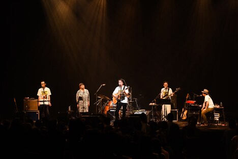 ORIGINAL LOVE「Wake Up Challenge Tour」東京・昭和女子大学人見記念講堂公演の様子。（撮影：工藤ちひろ）