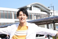 「次ナルTV-G」秋田ロケより、秋田駅とユースケ。