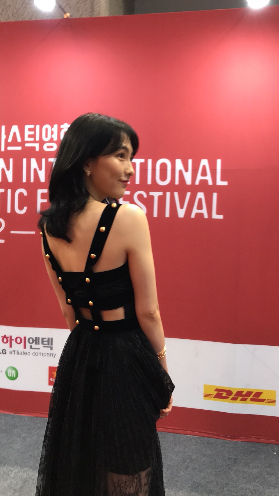 プチョン国際ファンタスティック映画祭2018のレッドカーペットに参加した知英。