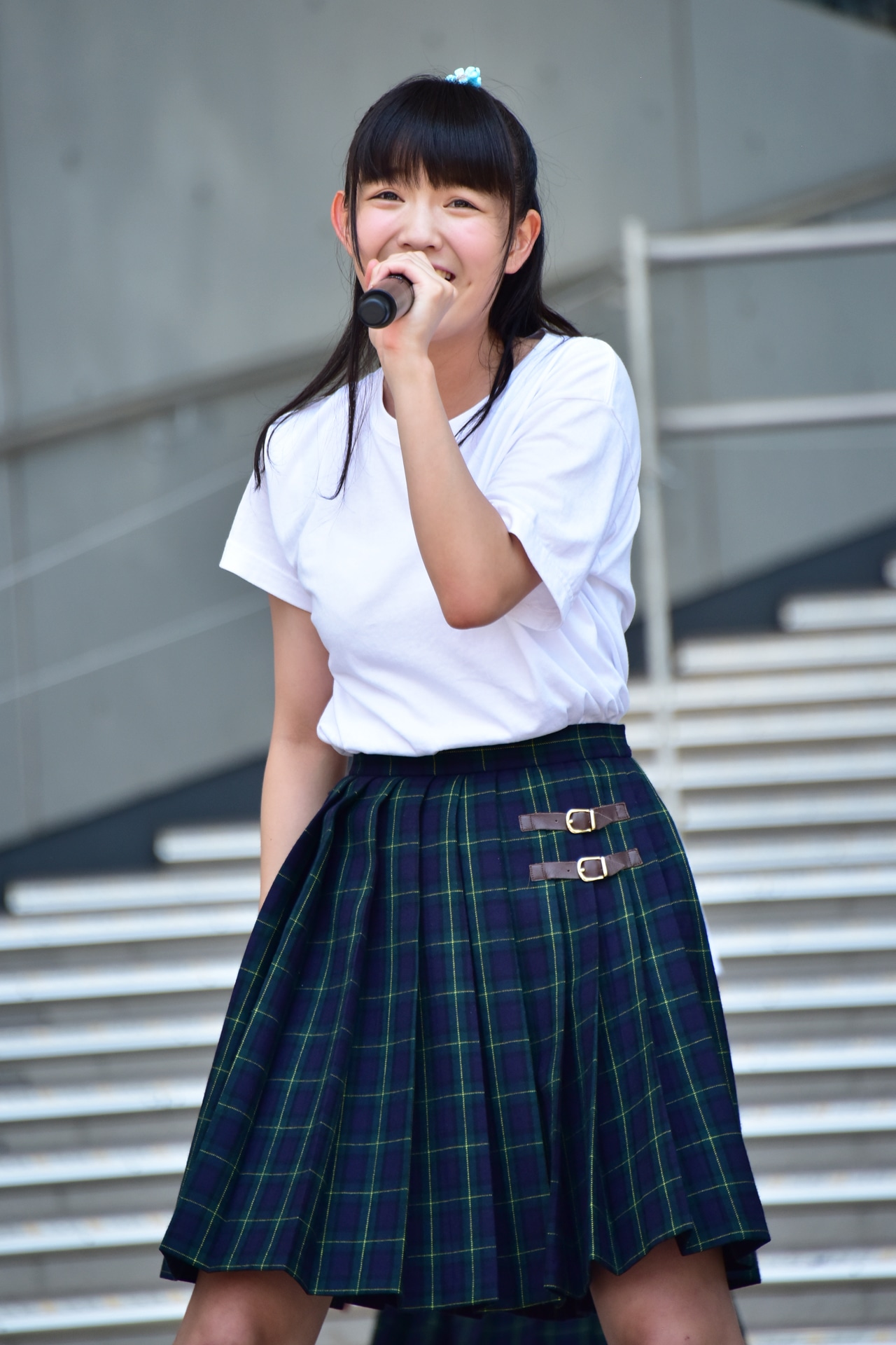 麻生真彩