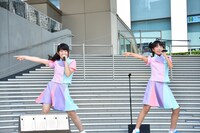 左から宮田くるみ、並木彩華。