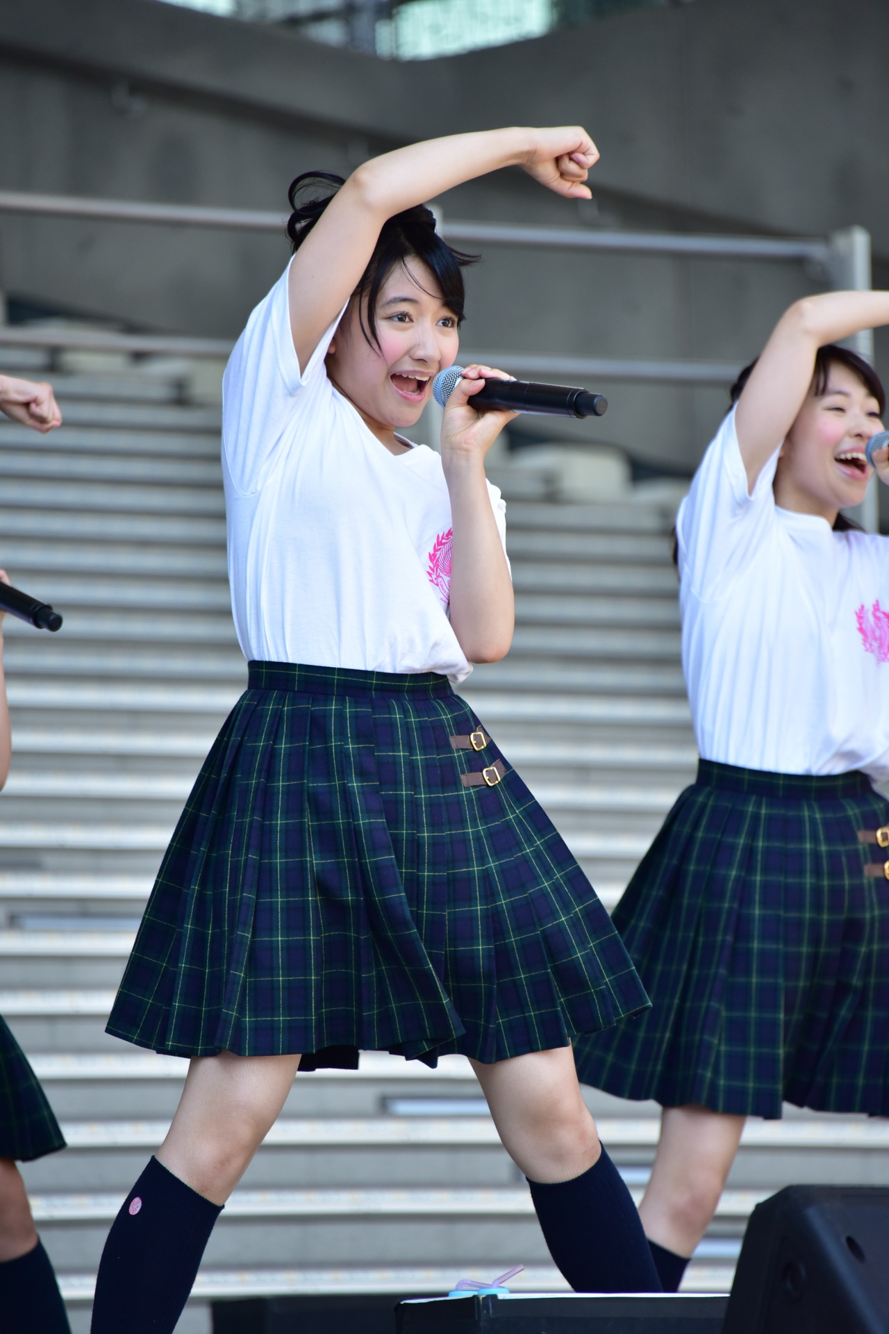 日高麻鈴