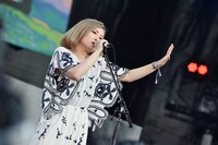 佐藤千亜妃（きのこ帝国）（撮影：高田梓 [SOUND SHOOTER]）