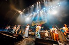 フジファブリック&ユニコーン、念願の初対バンで「WAO!」「虹」コラボ