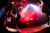 MAGiC BOYZ（撮影：笹森健一、小坂茂雄）