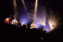 「THE CHARM PARK WONDERLAND TOUR」東京公演の様子。（撮影：勝永裕介）