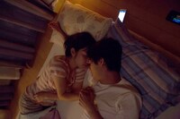 「恋のツキ」の場面写真。