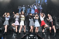 DREAMCATCHER「WELCOME TO THE DREAM WORLD」東京・マイナビBLITZ赤坂公演の様子。（写真提供：ポニーキャニオン）