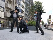 ローラー族に扮した（左から）リョウガ、カイ、ユーキ。(c)日本テレビ