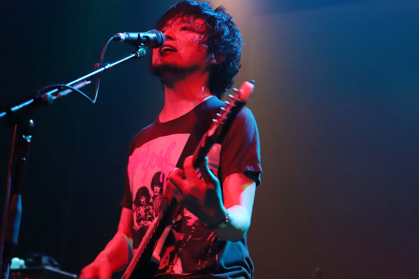 ニューヨーク Gramercy Theatre公演の様子。（写真提供：バッド・ミュージック）