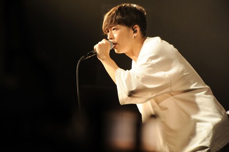 松川ケイスケ（Vo）（Photo by Masanori Fujikawa）