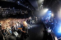 「LACCO TOWER結成16周年特別企画『第4回黒白歌合戦』～黒の日～」の様子。（Photo by Masanori Fujikawa）