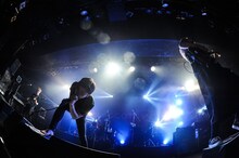 「LACCO TOWER結成16周年特別企画『第4回黒白歌合戦』～黒の日～」の様子。（Photo by Masanori Fujikawa）