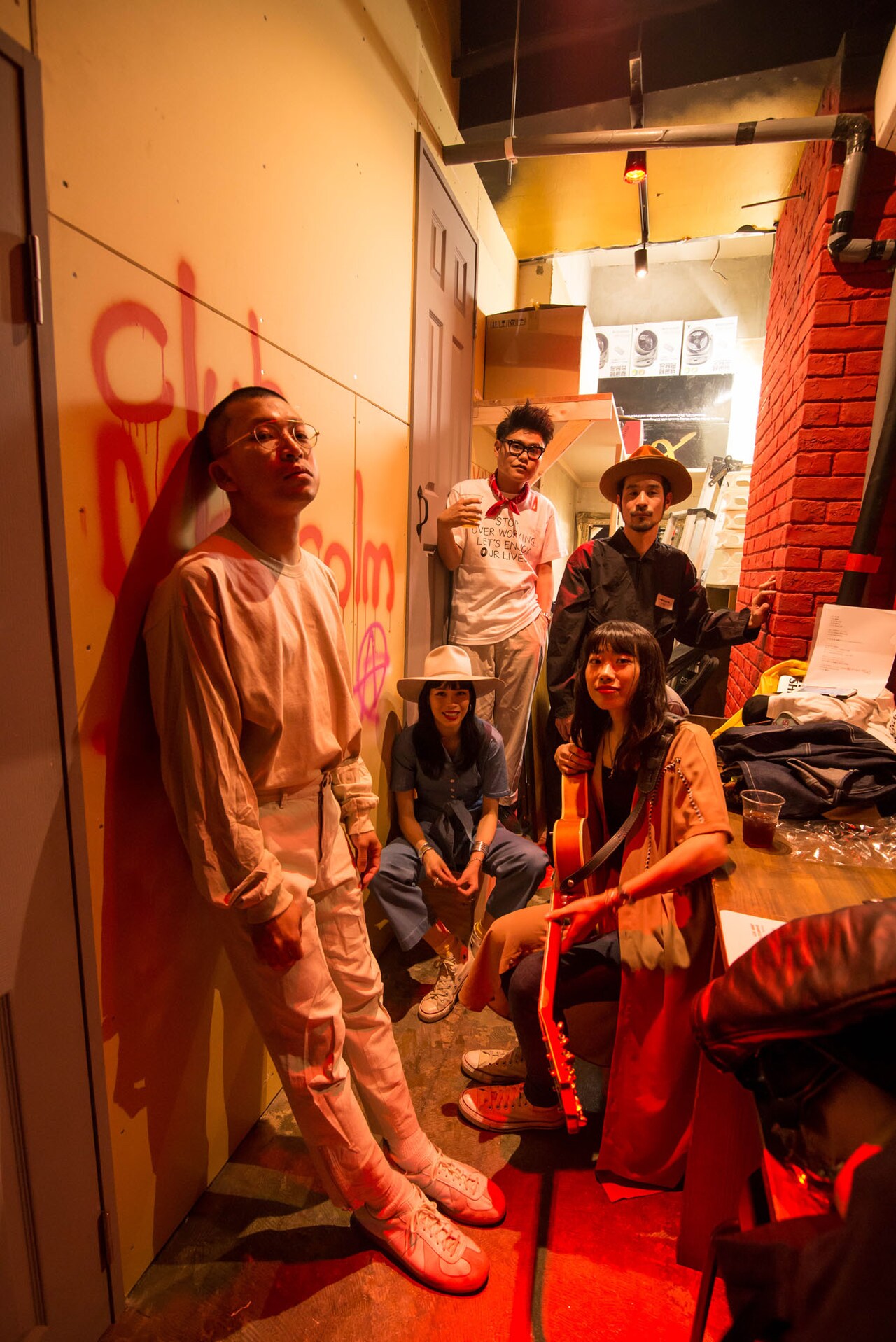 LEARNERS、1年9カ月ぶりの新作にカジヒデキ参加の「Mirror Man」カバー