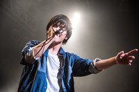 生田鷹司（Vo）（撮影：曽我美芽）