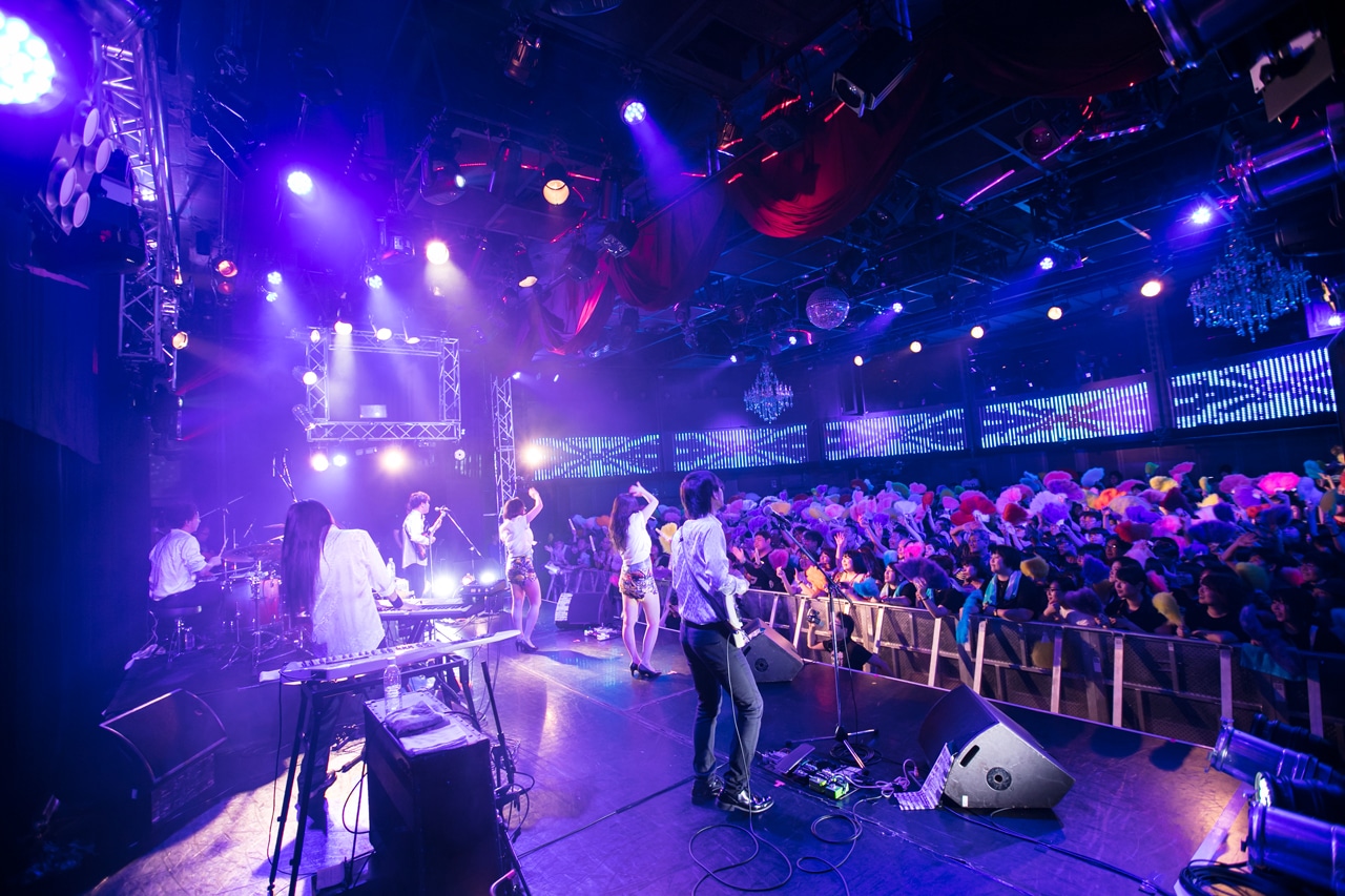 ベッド・イン「ウチらの夏物語～Season2～」東京・新宿ReNY公演の様子。（Photo by shimboyuki）