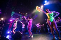 ベッド・イン「ウチらの夏物語～Season2～」東京・新宿ReNY公演の様子。（Photo by shimboyuki）