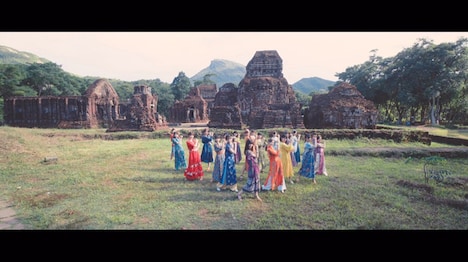 乃木坂46「ジコチューで行こう！」ミュージックビデオのワンシーン。