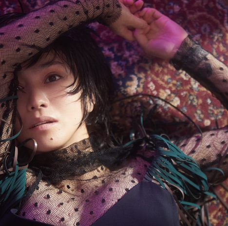 鬼束ちひろ「ヒナギク」初回限定盤ジャケット