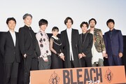 映画「BLEACH」公開記念舞台挨拶の様子。