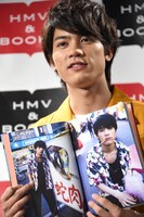 蛇の肉を食べた思い出を振り返る板垣瑞生（M!LK）。