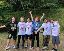 HOTSQUALLとOVER ARM THROW。