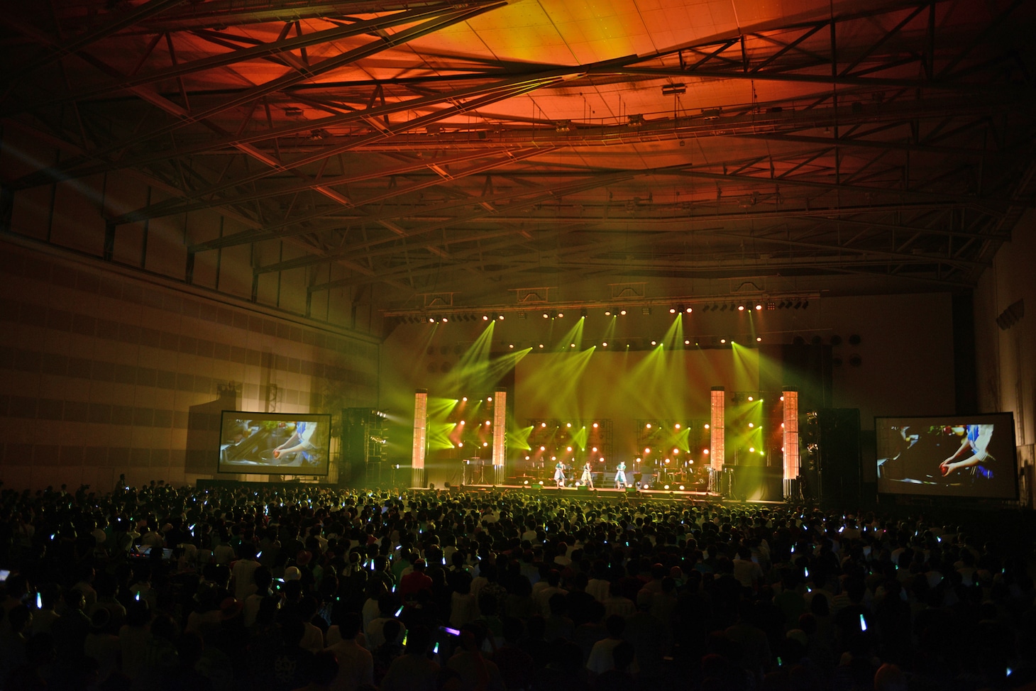 Negicco「love my 15years at 朱鷺メッセ」の様子。