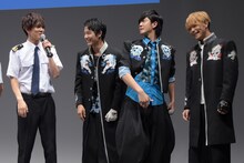 左から水野勝、勇翔、田村侑久、田中俊介。