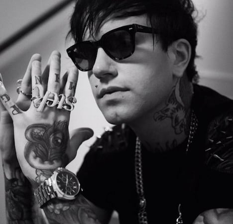 フロンズ（Vo）