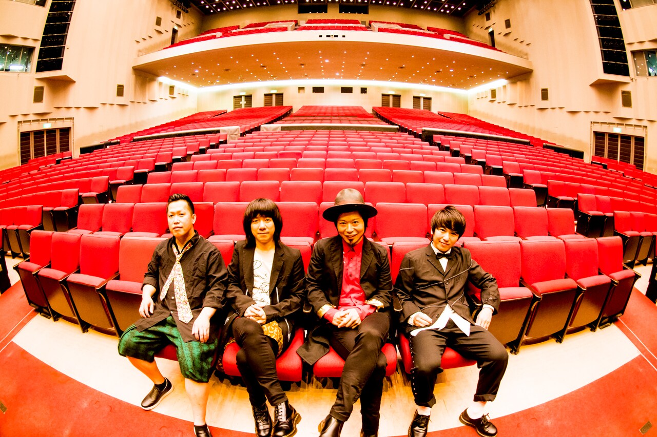 THE イナズマ戦隊、野音ライブDVDとニューシングルを同時リリース