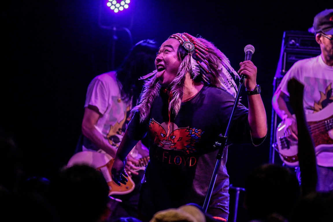 先輩（Vo, Key）（Photo by yuka jonishi）