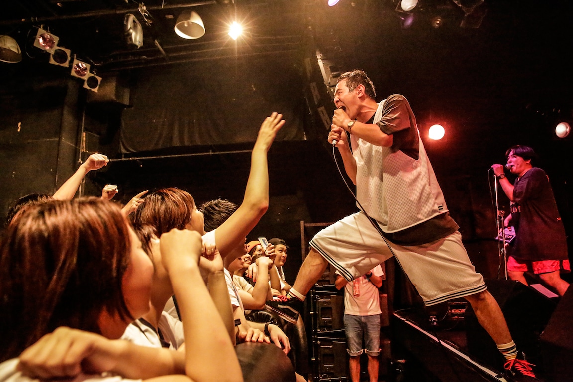 ワトソン（Vo, Dr）（Photo by yuka jonishi）
