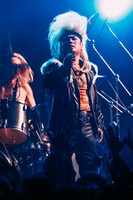 団長（Vo / X SUGINAMI）（撮影：西槇太一）