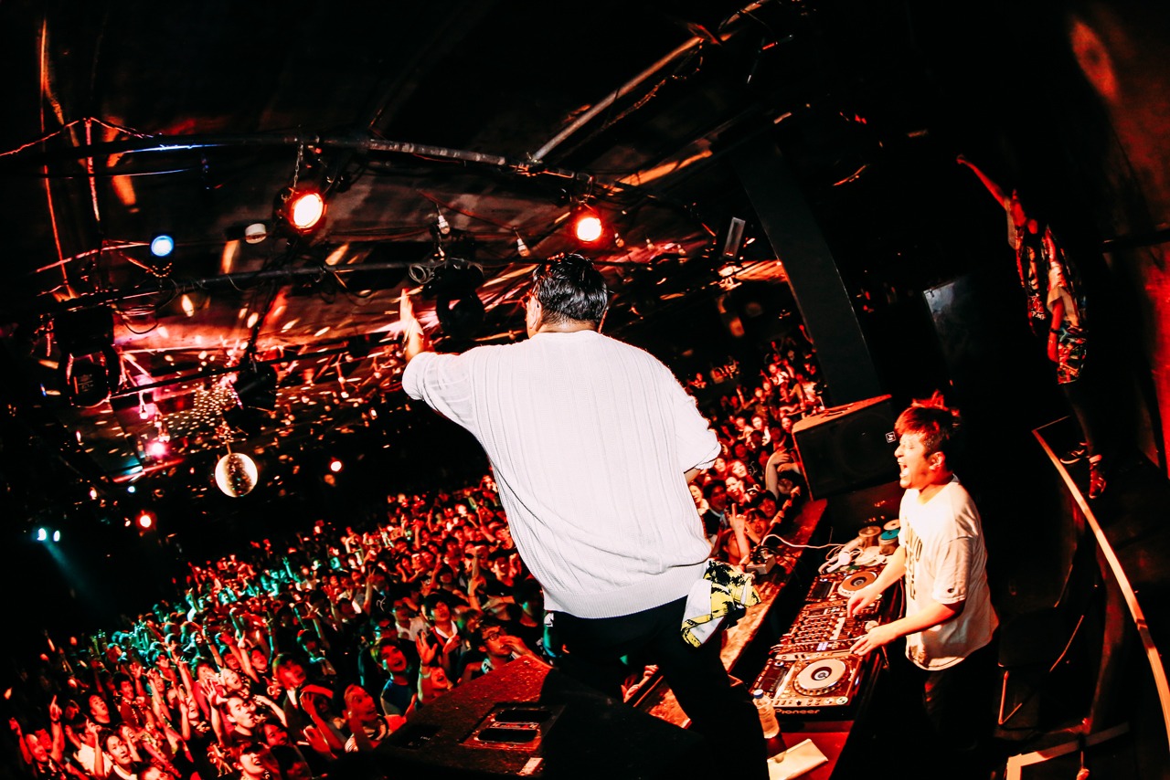 DJダイノジ（撮影：西槇太一）