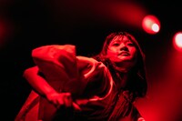 井上唯（Maison book girl）（撮影：西槇太一）