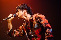 三原健司（Vo, G / フレデリック）（撮影：ハタサトシ）