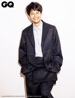 「GQ JAPAN」9月号より、森崎ウィン（PrizmaX）。