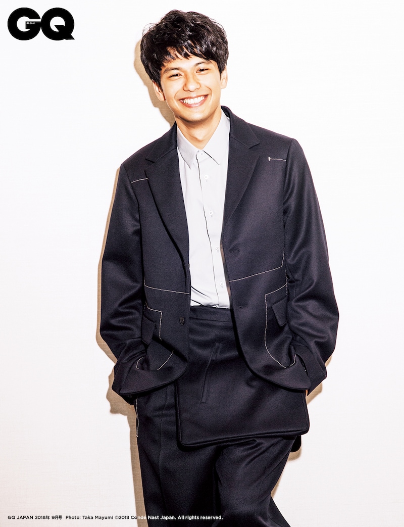 「GQ JAPAN」9月号より、森崎ウィン（PrizmaX）。