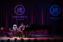 H ZETT M（撮影：伊東祐太）