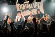 「BACK LIFT “祝10周年！FINAL!!～昇テンするまでテンションあげテン～”」愛知・APOLLO BASE公演の様子。（撮影：ヤオタケシ）
