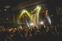 「石崎ひゅーい 弾き語りワンマンTOUR 2018『ピリオド』」東京・TSUTAYA O-WEST公演の様子。
