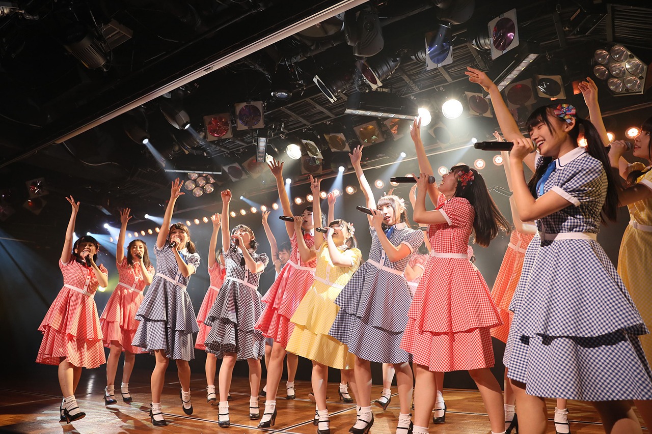 STU48出張公演より、東京・AKB48劇場公演の様子。(c)AKS