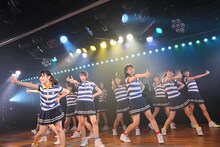 STU48出張公演より、東京・AKB48劇場公演の様子。(c)AKS