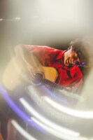 石崎ひゅーい（撮影：鈴木友莉）