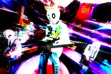 神様、僕は気づいてしまった「UNHAPPY CLUB」ミュージックビデオのワンシーン。