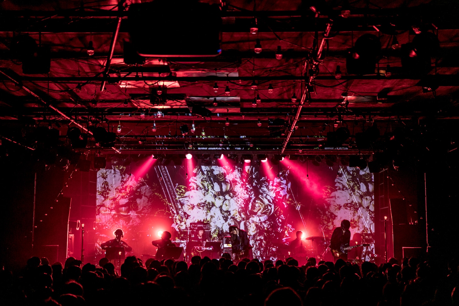 world's end girlfriend「LAST WALTZ IN TOKYO」の様子。（Photo by yosuke torii）