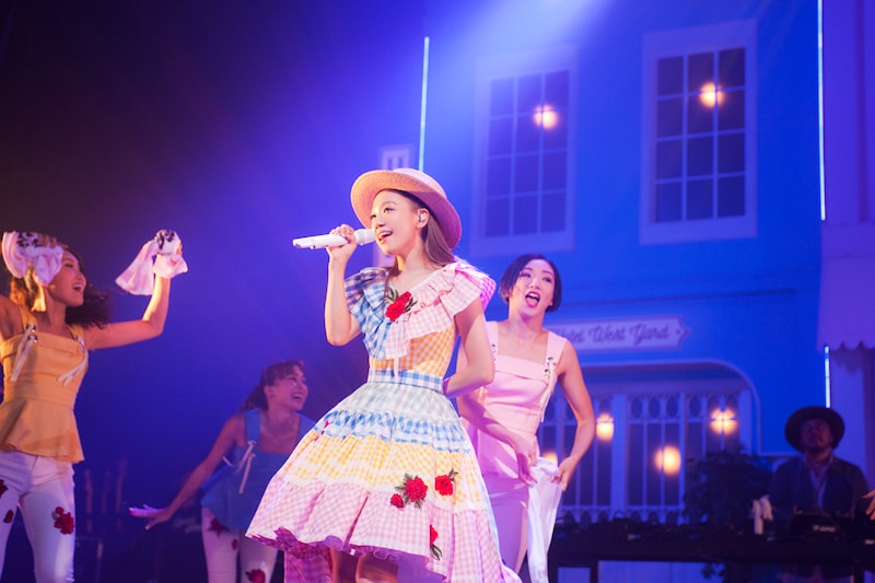 西野カナ「全国ホールツアー2018『LOVE it Tour』」北海道・ニトリ文化ホール公演の様子。