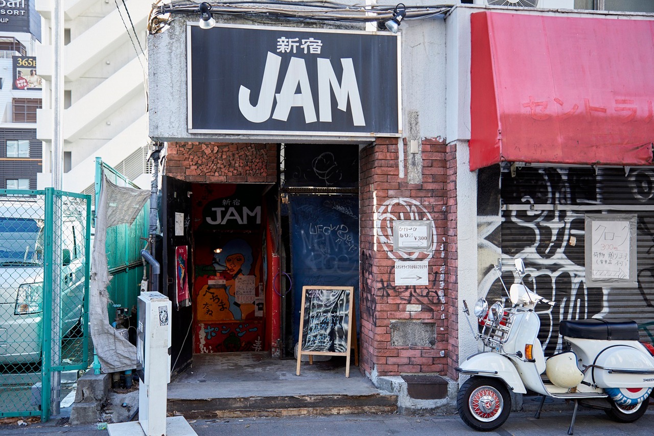 新宿JAMの入り口。