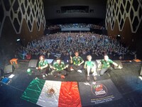 「FLOW 15th Anniversary TOUR 2018 "Anime-Shibari" -Latin America Tour-」の様子。