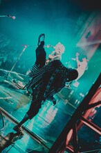 「感覚ピエロ 47都道府県ツアー2018『KKP TOUR またイかせてもらいます!! 47都道府県全国津々ムラ×2!! デリバリー感覚ピエロ!!～チェンジだなんて言わせない～』」大阪・なんばHatch公演の様子。